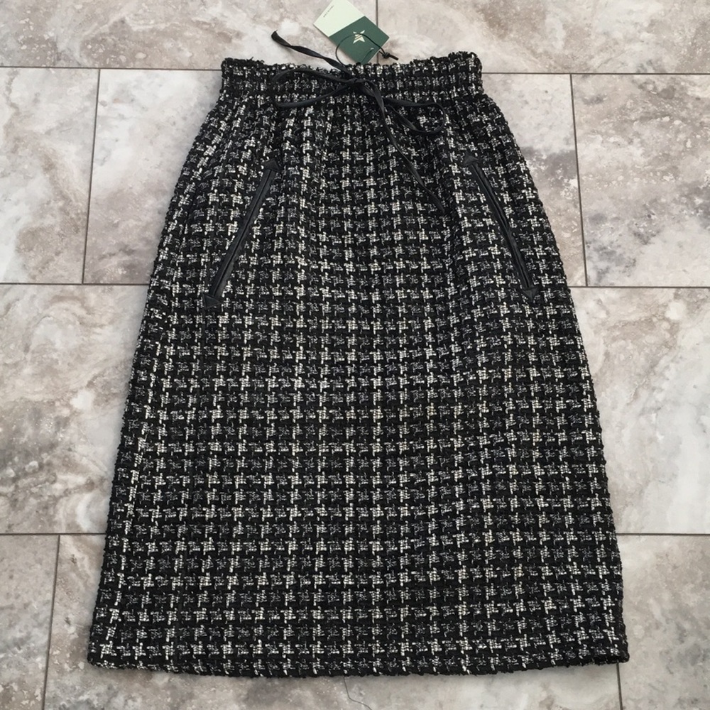 Tuckernuck Black and White tweed skirt Size Medium